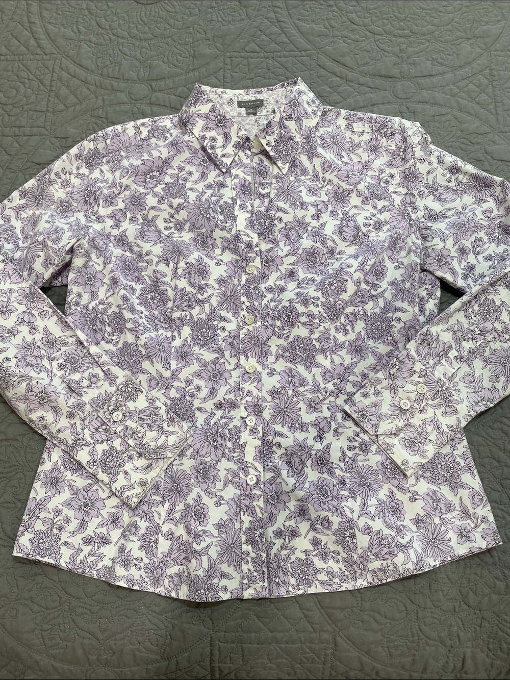 Ann Taylor Lavender and White Floral Blouse 10